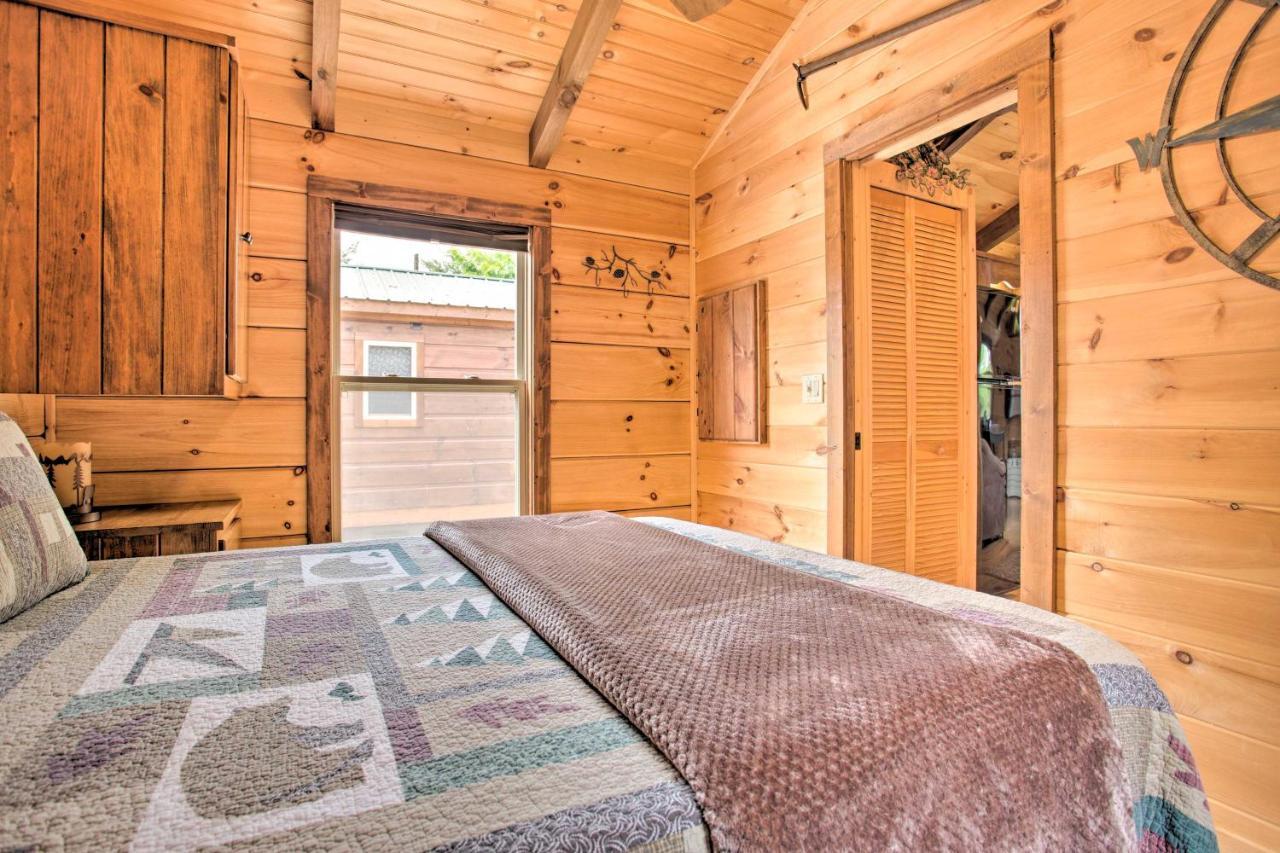 Mill Spring Cabin Near Parker-Binns Winery! ภายนอก รูปภาพ